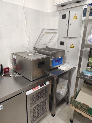 Ресторан «Волк и кролик»