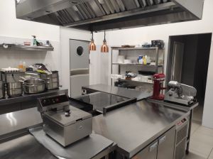 Ресторан «Волк и кролик»