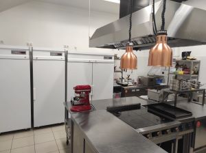 Ресторан «Волк и кролик»