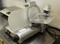 Решение: Рестораны "Lizarran" и "Cantina Mariachi"