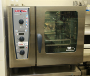 Решение: Рестораны "Lizarran" и "Cantina Mariachi"