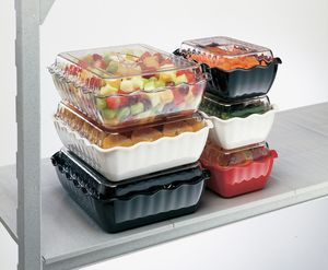 Посуда и инвентарь для выкладки Cambro