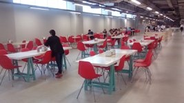 Столовая в Технопарке «Сколково» - индустриальный стиль для нанотехнологий!