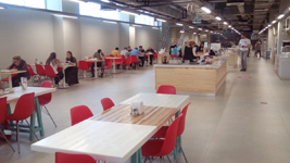 Столовая в Технопарке «Сколково» - индустриальный стиль для нанотехнологий!